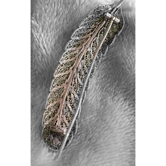 Silver Antique Feather Pin Pre-925 - Picture 2 of 4